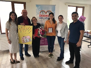 İşitme Engellilerin Ailelerine Umut İşığı Oldu