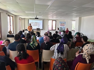 İşitme Engellilerin Ailelerine Umut İşığı Oldu