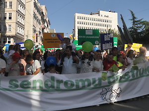 Down Dostluk Yürüyüşü