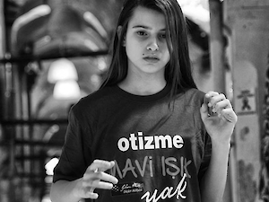 Otizm Farkındalığını Artırmak Amacı İle Yapılan Fotoğraf Sergisi İçin Katkı Veren Ailelerimizi Öğretmenlerimizi, Kutluyoruz.