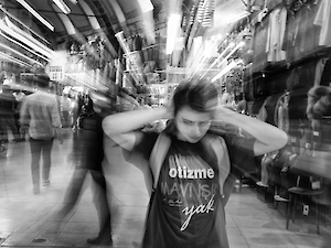 Otizm Farkındalığını Artırmak Amacı İle Yapılan Fotoğraf Sergisi İçin Katkı Veren Ailelerimizi Öğretmenlerimizi, Kutluyoruz.