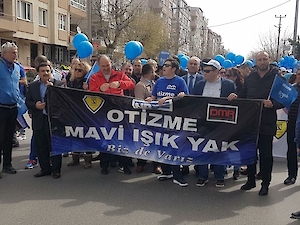 Çorlu Otizme Mavi İşik Yakti