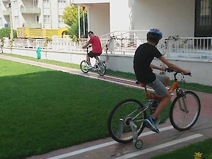 Merkezimizden Kareler