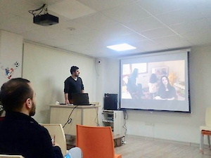 Hizmet İçi Eğitim Saatimizde Çocuk Merkezli Oyun Terapisi Anlatıldı