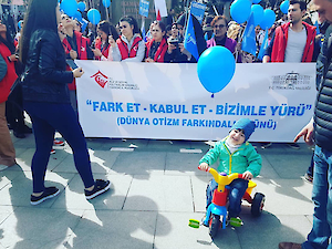 Çorlu Otizme Mavi İşik Yakti