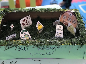 Sanat Atölyesi Çiftlik Yapiyor