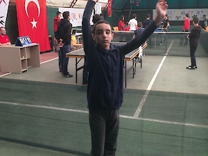 Masa Tenisi Turnuvasina Katildik