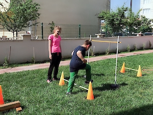 Spor Becerilerini Geliştirmek İçin Bahçe Parkurlarimiz Hazir