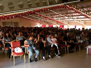 Kurucumuz Dr. Gülçin Babaoğlu Ve İşitme Engelliler Öğretmenimiz Nazlı Yıldıran Akbaş İlk Ve Orta Dereceli Okullarda Uygulanan Kaynaştirma Eğitimlerinde Karşilaşilan Sorunlar Ve Çözümleri Konulu Paneli Sundular.