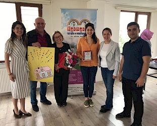 İşitme Engellilerin Ailelerine Umut İşığı Oldu