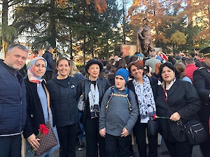 10 Kasim Atamizi Anma Törenlerindeyiz