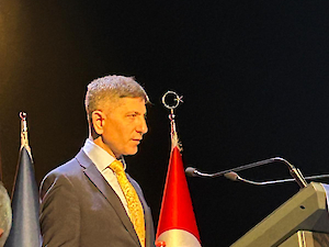 OTİZMLİ VE ÖZEL GEREKSİNİMLİ BİREY AİLELERİNE YÖNELİK ÇÖZÜM ÖNERİLERİ VE DENEYİM PAYLAŞIMI SEMİNERİ